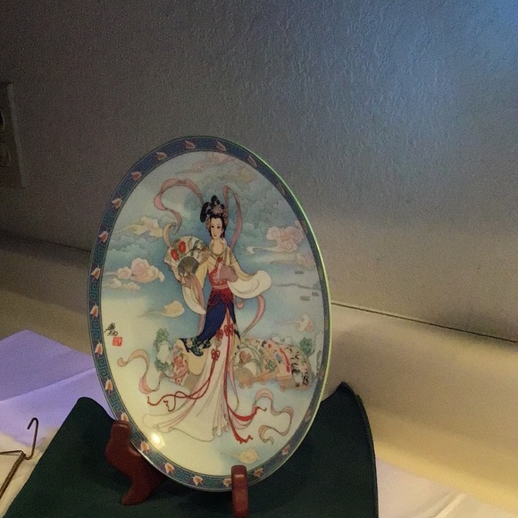 1 of 12 plates from the “Legends of West Lake series” - Picture 4 of 8